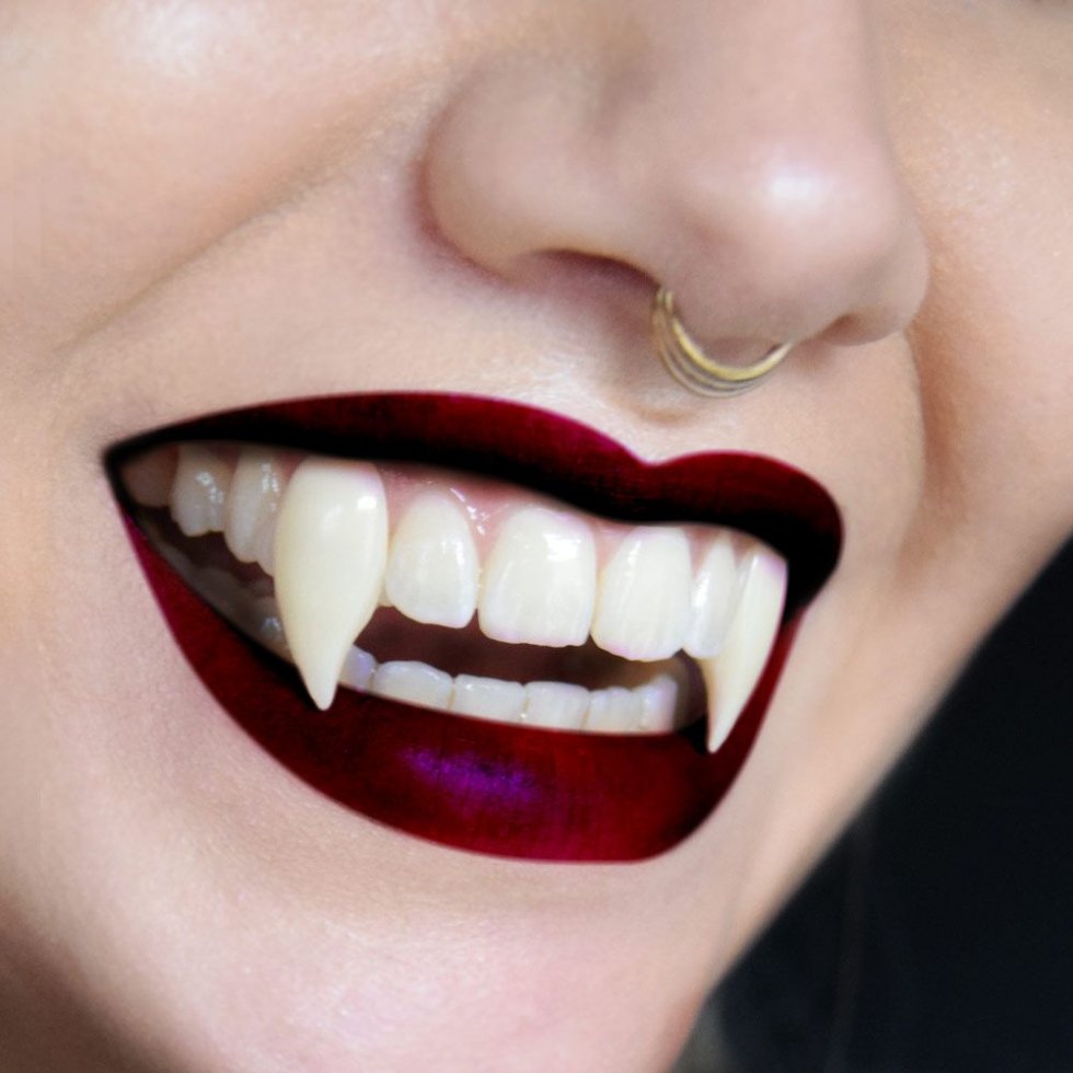 dinți de vampir pentru colții de petrecere de Halloween